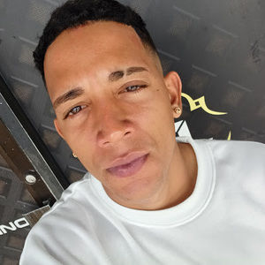 Meet your Posher, Juan luis